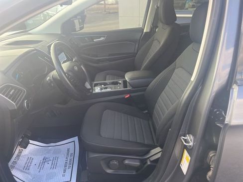 Used 2024 Ford Edge SE AWD/4WD image 9