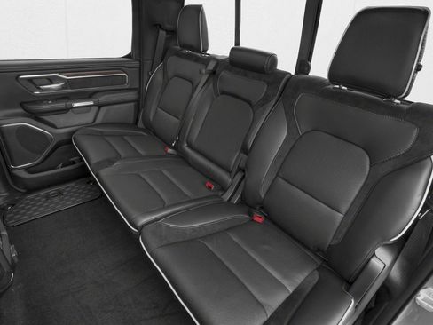 New 2026 RAM 1500 Laramie AWD/4WD image 9