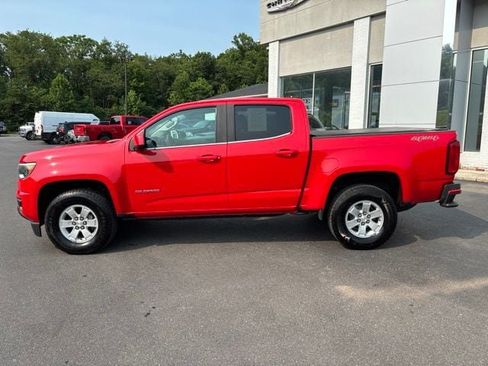 Used 2020 Chevrolet Colorado W/T w/ WT Convenience Package AWD/4WD image 2