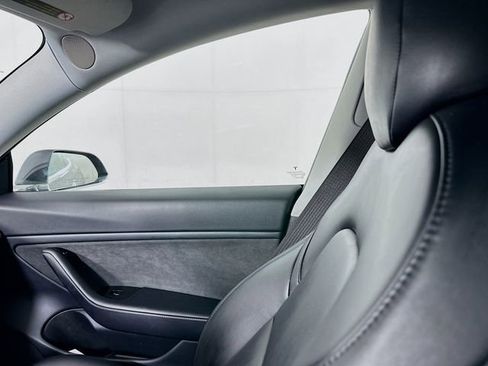 Used 2018 Tesla Model 3 Long Range image 22