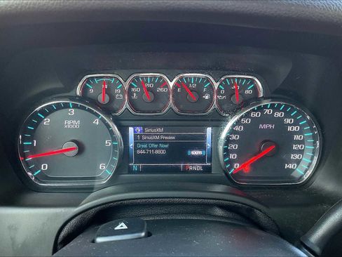 Used 2019 Chevrolet Suburban Premier image 24