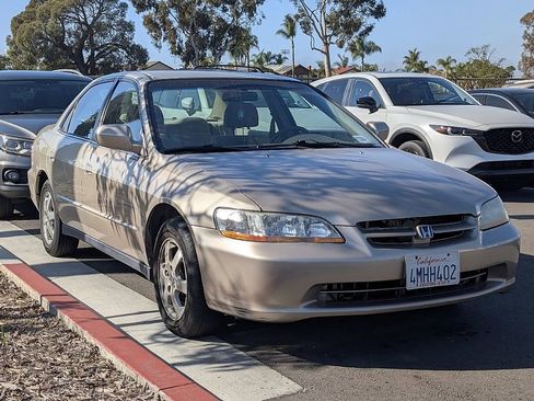 Used 2000 Honda Accord SE image 12