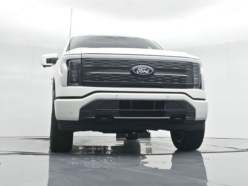 New 2025 Ford F150 Lightning Platinum image 54