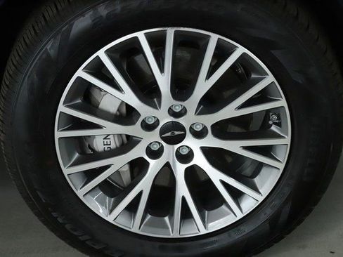 Used 2025 Genesis GV80 2.5T Standard image 10