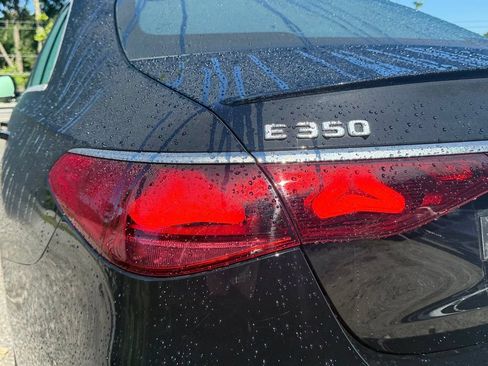 Used 2026 Mercedes-Benz E 350 4MATIC Sedan image 12