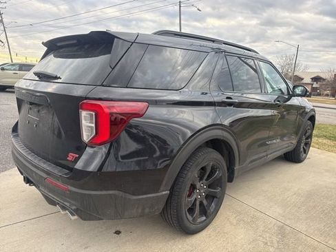 Used 2023 Ford Explorer ST w/ Equipment Group 401A image 12