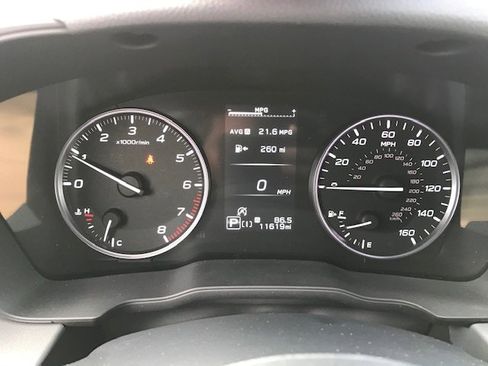 Certified 2024 Subaru Crosstrek 2.0i Premium image 12