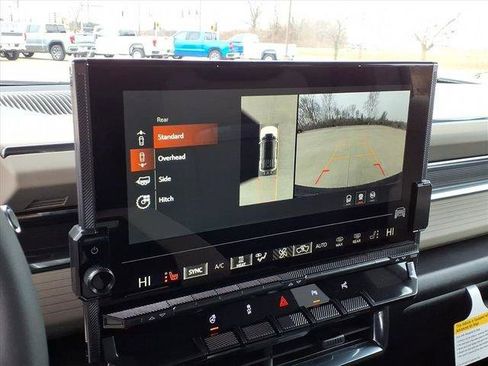 New 2026 GMC Hummer EV 2X image 9