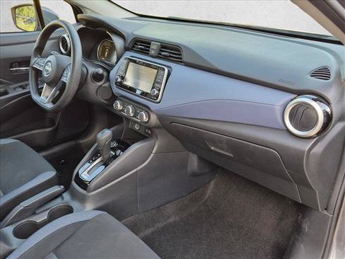 Used 2024 Nissan Versa SV FWD image 20