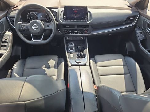 Used 2023 Nissan Rogue SV w/ SV Premium B Package AWD/4WD image 25