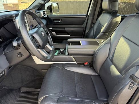 Used 2024 Toyota Tundra Platinum image 17