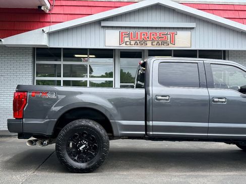 Used 2020 Ford F250 Platinum w/ FX4 Off-Road Package AWD/4WD image 10