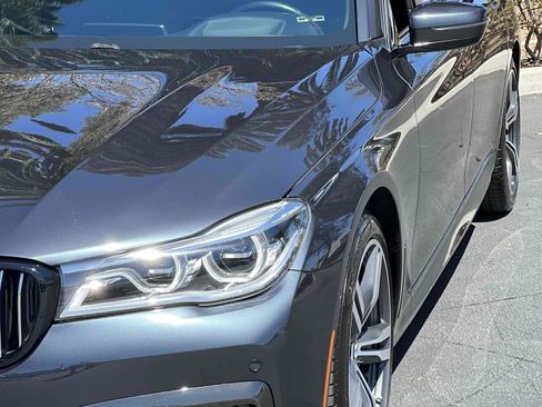 Used 2018 BMW 750i RWD image 60