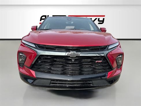 Used 2024 Chevrolet Blazer RS w/ Driver Confidence II Package image 2