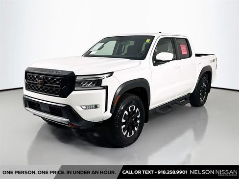 Certified 2024 Nissan Frontier PRO-4X w/ Pro Convenience Package AWD/4WD image 1