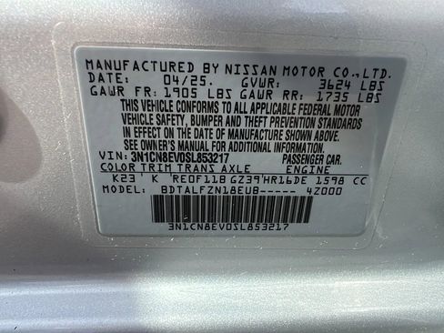 Used 2025 Nissan Versa SV image 30