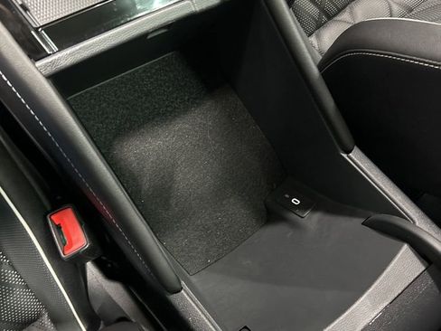 Used 2025 Volkswagen Atlas SEL Premium R-Line image 25