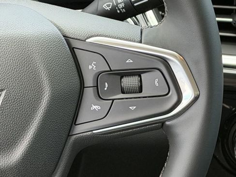 New 2026 Chevrolet Trax ACTIV w/ Sunroof Package image 14