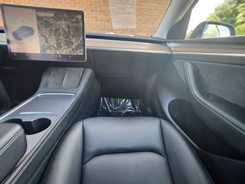Used 2023 Tesla Model Y Long Range AWD/4WD image 56