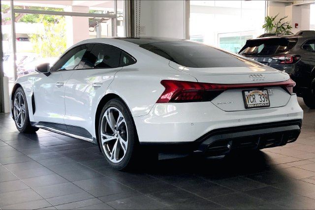 Used 2023 Audi e-tron GT Premium Plus AWD/4WD image 5