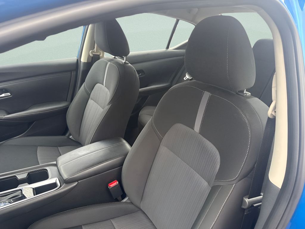 Used 2025 Nissan Sentra SV w/ All-Weather Package FWD image 12