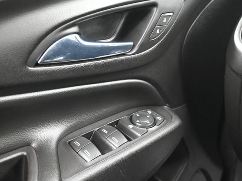 Used 2020 Chevrolet Equinox LT w/ Midnight Edition image 32