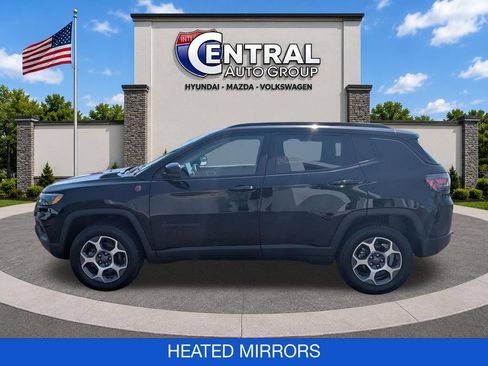 Used 2022 Jeep Compass Trailhawk w/ Trailhawk Elite Group AWD/4WD image 5