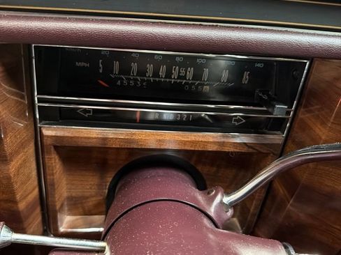 Used 1988 Cadillac Brougham RWD image 7