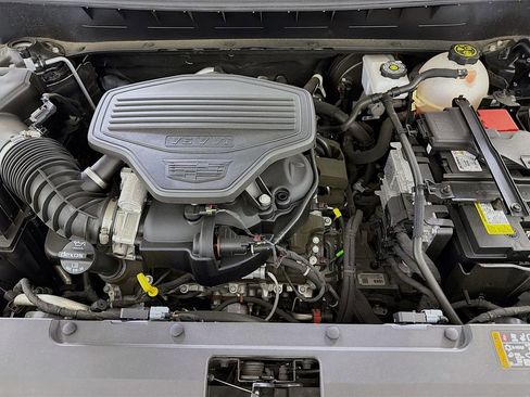 Used 2023 Cadillac XT6 Premium Luxury image 35