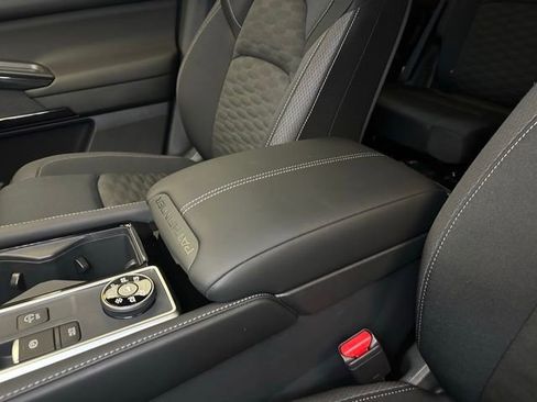 New 2026 Nissan Pathfinder SV AWD/4WD image 30