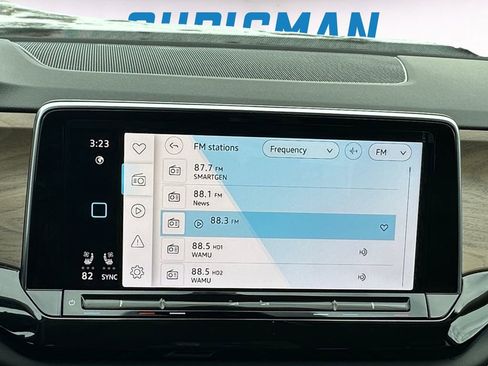 Used 2025 Volkswagen Atlas SE w/ Black Wheel Package image 14