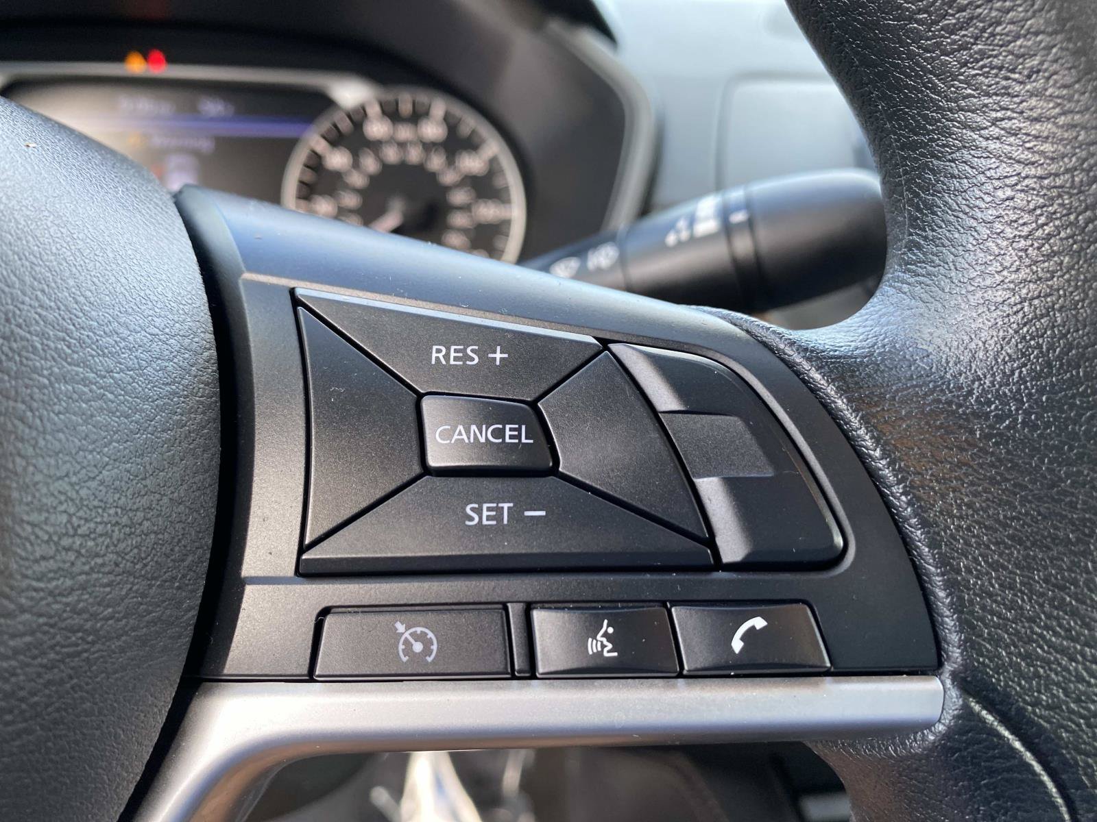 Used 2023 Nissan Altima 2.5 SV AWD/4WD image 16