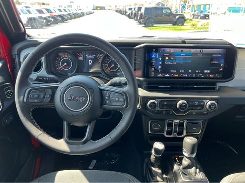 New 2025 Jeep Gladiator Sport image 13