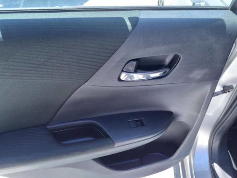 Used 2014 Honda Accord LX image 6