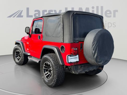 Used 2003 Jeep Wrangler X AWD/4WD image 3