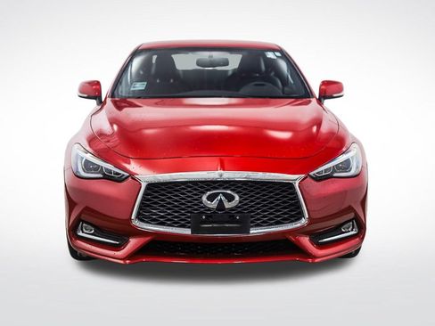 Used 2018 INFINITI Q60 Red Sport 400 w/ Sensory Package 3.0T Sport AWD/4WD image 8