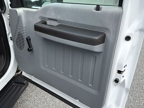 Used 2015 Ford F350 XL RWD image 14