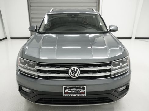 Used 2018 Volkswagen Atlas SE FWD image 2