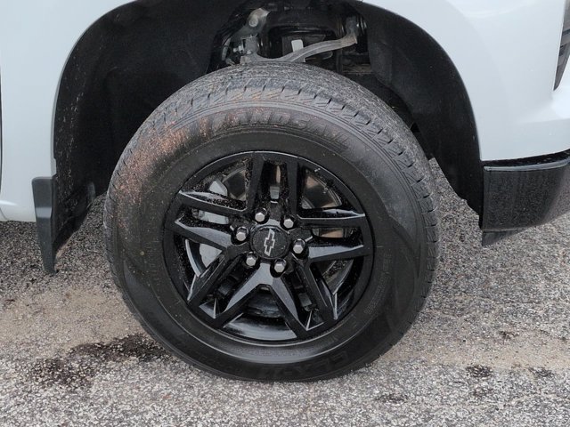 Used 2025 Chevrolet Silverado 1500 Custom Trail Boss AWD/4WD image 10