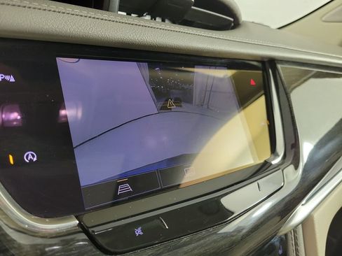 Certified 2023 Cadillac XT6 Premium Luxury image 28