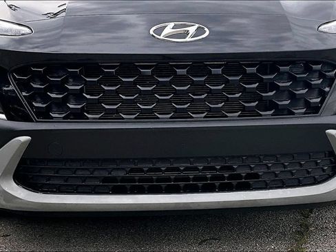 Used 2022 Hyundai Kona SE w/ Cargo Package FWD image 28