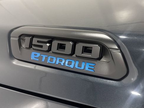 New 2026 RAM 1500 4x4 Crew Cab image 34