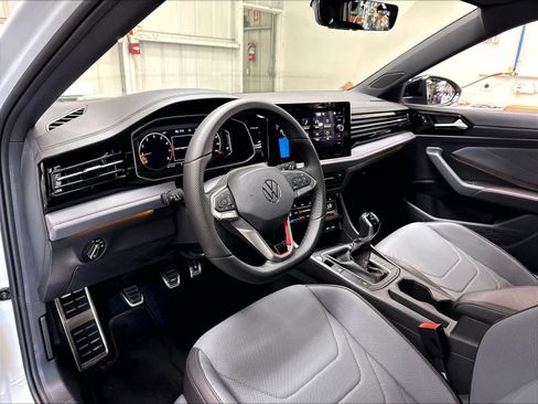 New 2026 Volkswagen Jetta GLI Autobahn FWD image 7