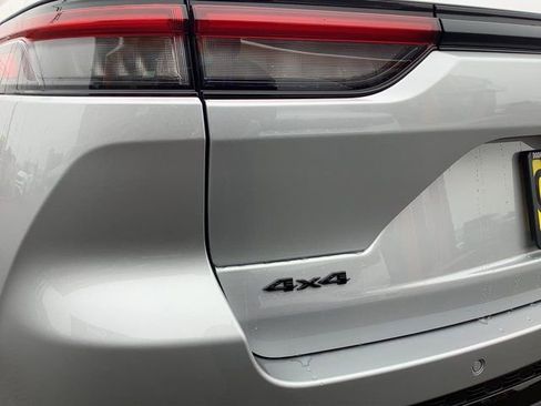 New 2025 Jeep Grand Cherokee Altitude image 42