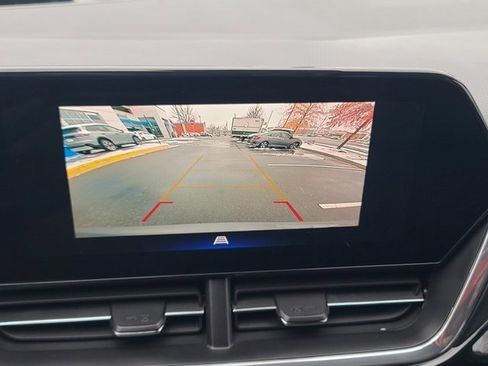 Used 2024 Chevrolet Trax RS w/ Sunroof Package image 26