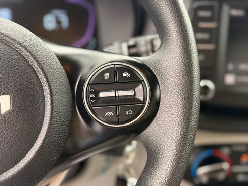 Used 2024 Kia Soul LX FWD image 22