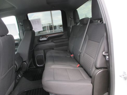Used 2025 Chevrolet Silverado 2500 LT w/ Convenience Package AWD/4WD image 10