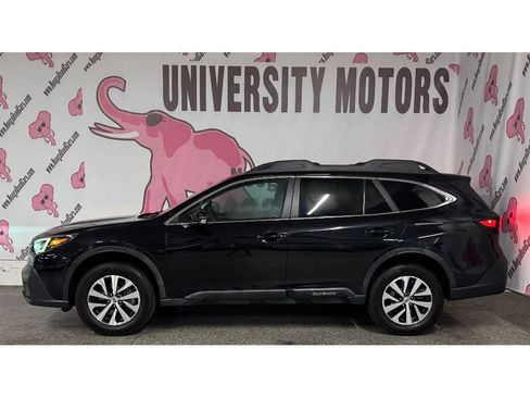 Used 2020 Subaru Outback Premium image 8