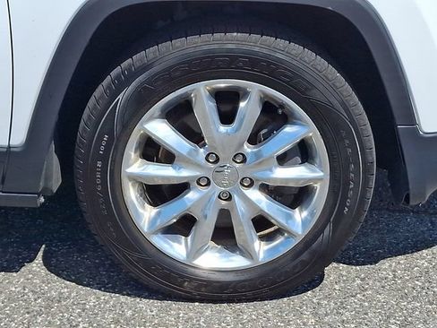 Used 2016 Jeep Cherokee Limited AWD/4WD image 27
