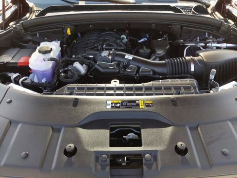 New 2025 Jeep Grand Cherokee L Altitude image 33